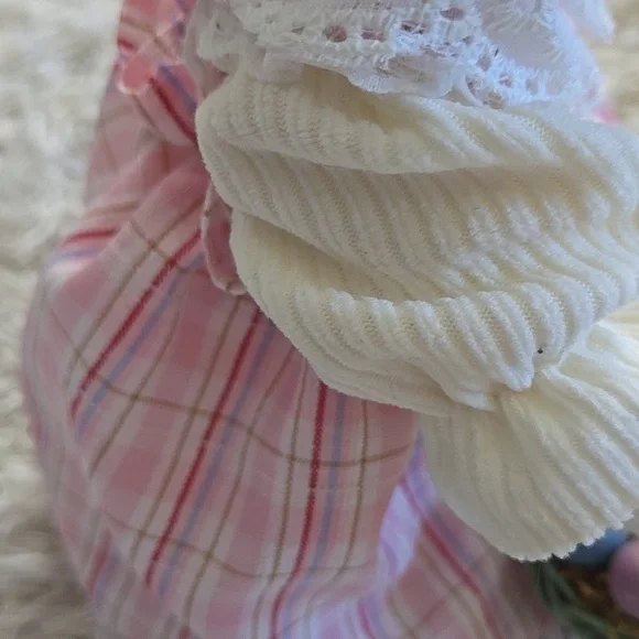 Spring Decor Avon Dolled Up Bunny Easter Home Girl Dress - Picture 15 of 17